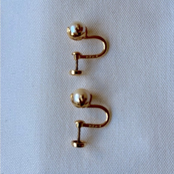 10K Gold Pearl Earrings - Picture 13 of 16